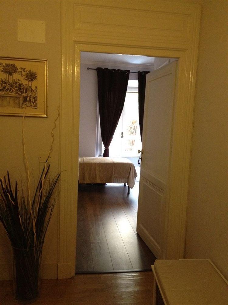 Rhome Hosting Rome Bagian luar foto